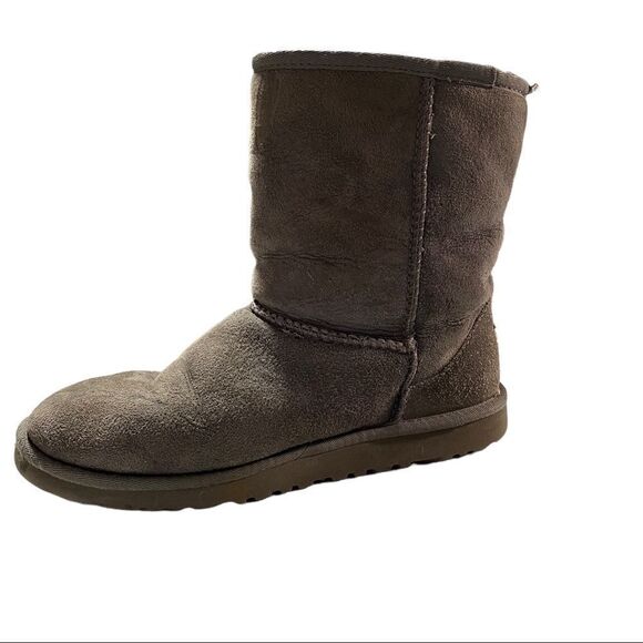 REDUCED Women's UGG Australian Gray Classic Boot 5251 Size 6 - Picture 1 of 11